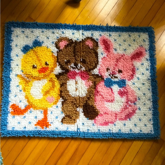Vintage Latch Hook Rug for Baby’s Room - Picture 1 of 4